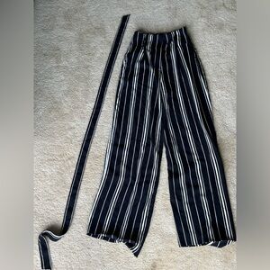 H&M Highwaisted striped dress pants